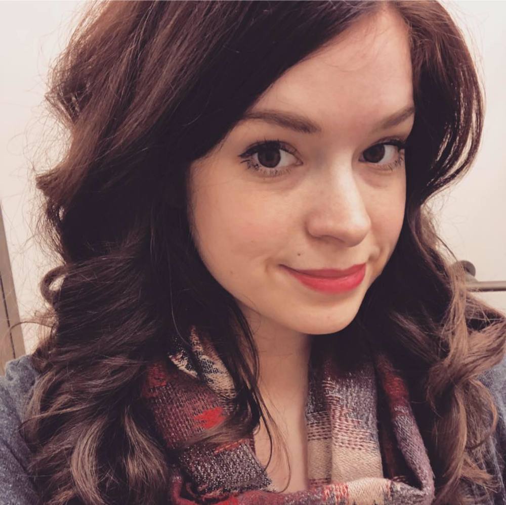 Meet your Posher, Lauren